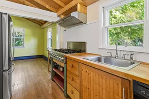 57 Old Main Rd, Falmouth, MA 02556 - Photo 6