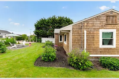 17 Almy Avenue, Sandwich, MA 02563 - Photo 22