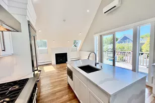 65 Franklin St, Provincetown, MA 02657 - Photo 18