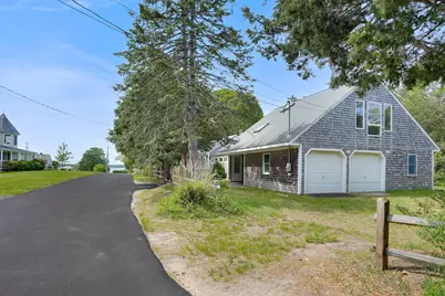 3 Troy Street, Oak Bluffs, MA 02557 - Photo 8