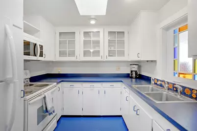 3 Troy Street, Oak Bluffs, MA 02557 - Photo 12