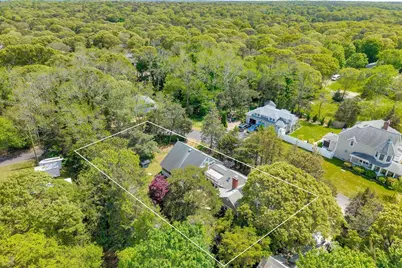 3 Troy Street, Oak Bluffs, MA 02557 - Photo 4