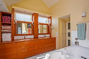 351A Commercial St, Provincetown, MA 02657 - Photo 18