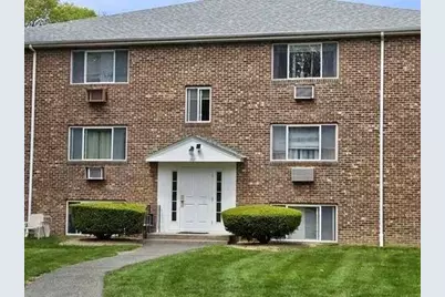307 W Main Street #APT 1, Barnstable, MA 02601 - Photo 8