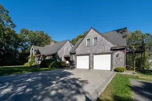 68 Front St, Oak Bluffs, MA 02557 - Photo 32