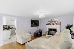 762 W Yarmouth Rd, Yarmouth, MA 02675 - Photo 2