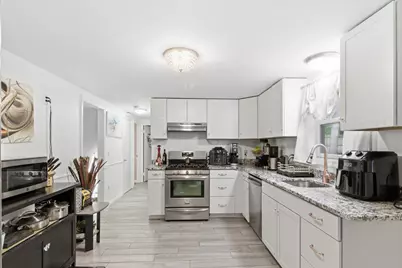 762 W Yarmouth Road, Yarmouth, MA 02675 - Photo 4