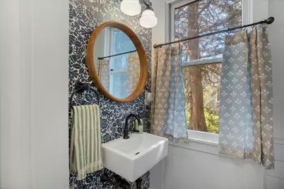 200 Main Street, Sandwich, MA 02563 - Photo 22