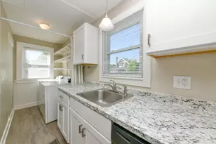 21 12th St, Wareham, MA 02571 - Photo 10
