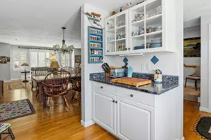 174 Queen St, Falmouth, MA 02540 - Photo 8