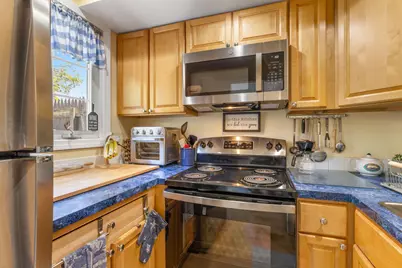 135 W Main Street #APT 32, Barnstable, MA 02601 - Photo 10
