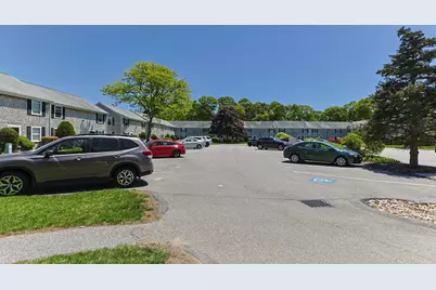135 W Main Street #APT 32, Barnstable, MA 02601 - Photo 20