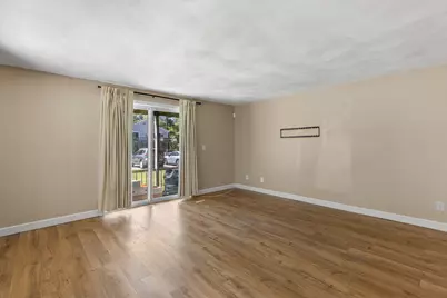 70 Cape Drive #APT 8B, Mashpee, MA 02649 - Photo 4