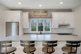114 Meeting House Way, Edgartown, MA 02539 - Photo 10