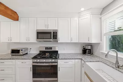 2743 Cranberry Highway #APT 17B, Wareham, MA 02571 - Photo 6