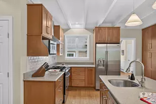51 Doral Dr, Barnstable, MA 02675 - Photo 8