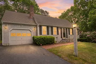 114 King Arthur Dr, Barnstable, MA 02655 - Photo 2