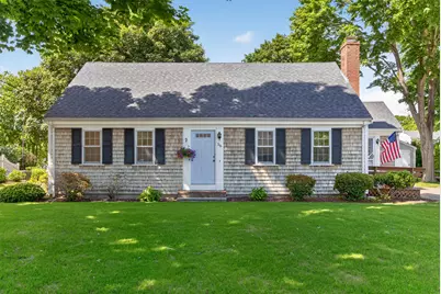 56 Field Street, Falmouth, MA 02540 - Photo 1