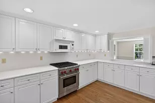 106 Hathaway Rd, Barnstable, MA 02655 - Photo 6