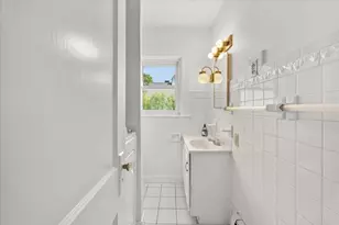 43 Prospect St, Falmouth, MA 02540 - Photo 22
