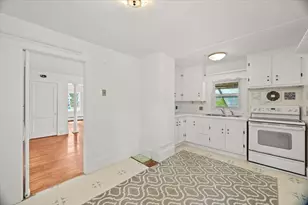 43 Prospect St, Falmouth, MA 02540 - Photo 14