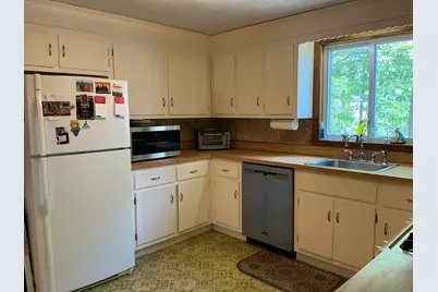 434 W Yarmouth Road, Yarmouth, MA 02673 - Photo 10