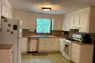 434 W Yarmouth Rd, Yarmouth, MA 02673 - Photo 6