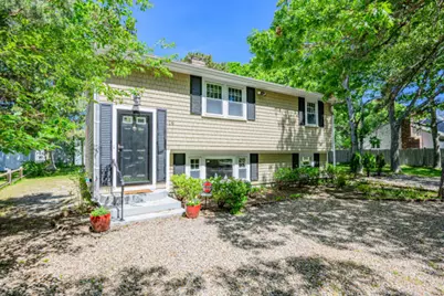 19 Maine Avenue, Yarmouth, MA 02673 - Photo 1