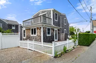 44 Pleasant St, Provincetown, MA 02657 - Photo 4