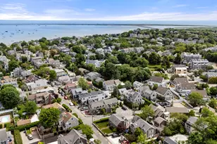 44 Pleasant St, Provincetown, MA 02657 - Photo 36