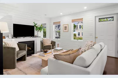 44 Pleasant Street, Provincetown, MA 02657 - Photo 8