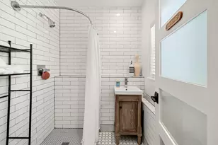 44 Pleasant St, Provincetown, MA 02657 - Photo 30