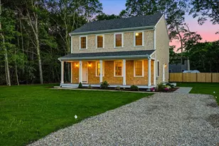 41 Avalon Dr, Falmouth, MA 02536 - Photo 1