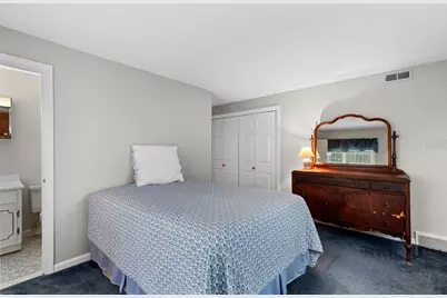 9 Pleasant Park Avenue #APT 2I, Barnstable, MA 02601 - Photo 18