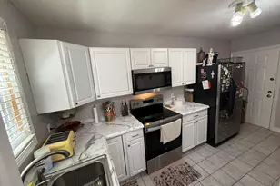 131 Laurel St, Malden, MA 02148 - Photo 12