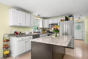 121 Camp St, Yarmouth, MA 02673 - Photo 10