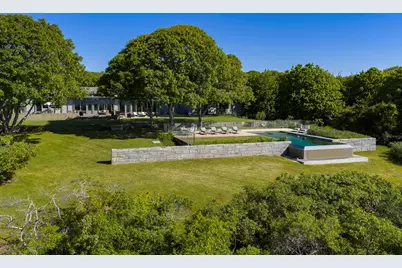 8 Snail Road, Chilmark, MA 02535 - Photo 4