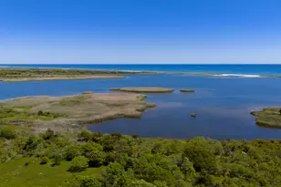 8 Snail Rd, Chilmark, MA 02535 - Photo 2