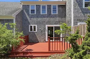 18 Woodview Dr, Falmouth, MA 02540 - Photo 28
