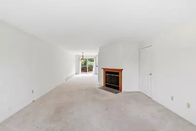 18 Woodview Drive #UNIT 8C, Falmouth, MA 02540 - Photo 4