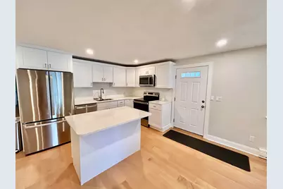 70 Cape Drive #APT 5B, Mashpee, MA 02649 - Photo 4