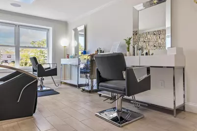 712 Main Street, Barnstable, MA 02601 - Photo 16