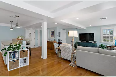 615 Main Street #UNIT 11, Barnstable, MA 02601 - Photo 20