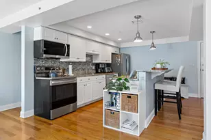 615 Main St, Barnstable, MA 02601 - Photo 8
