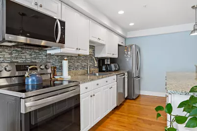 615 Main Street #UNIT 11, Barnstable, MA 02601 - Photo 12