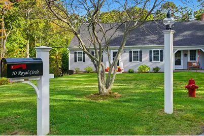 10 Royal Circle, Sandwich, MA 02563 - Photo 2