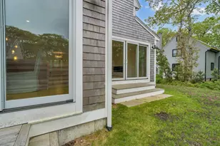 28 Grovedale Rd, Oak Bluffs, MA 02557 - Photo 38