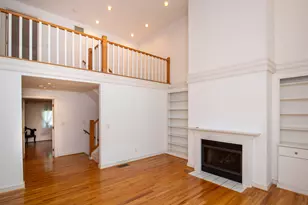 10 Village Green Cir, Mashpee, MA 02649 - Photo 22