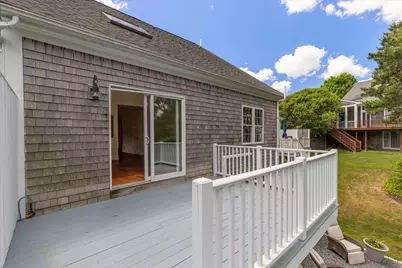 11 Stratford Ridge #UNIT 11, Mashpee, MA 02649 - Photo 4