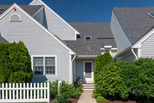 72 Gold Leaf Ln, Mashpee, MA 02649 - Photo 4